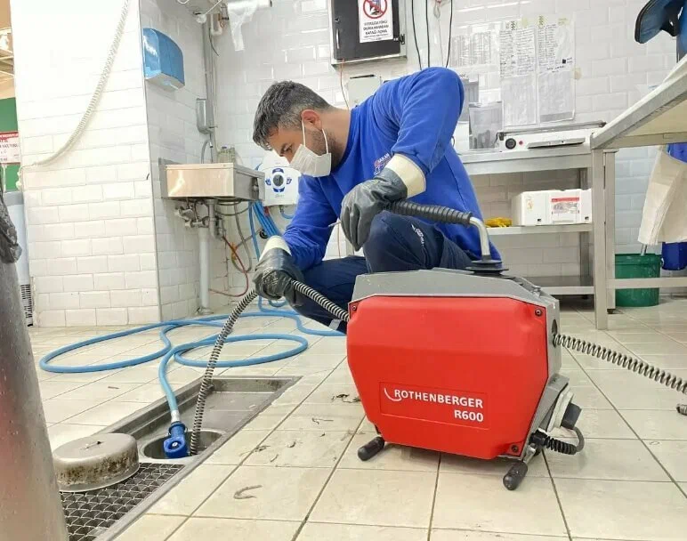 Mersin Akdeniz Tıkanık Açma